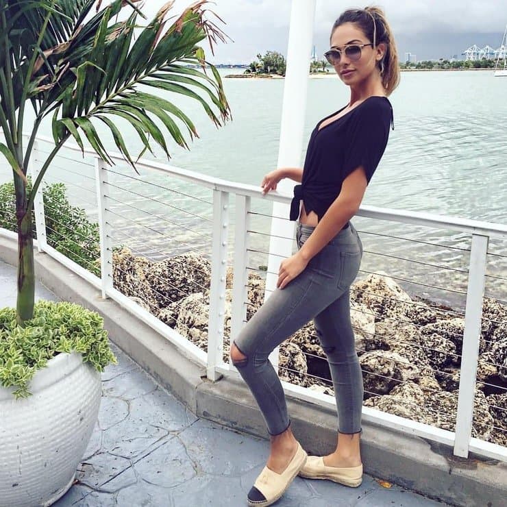 Sara Stos Mas Nude Public Disgrace