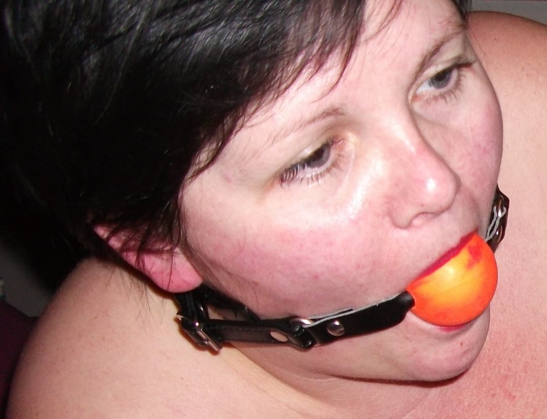 julie j ballgagged