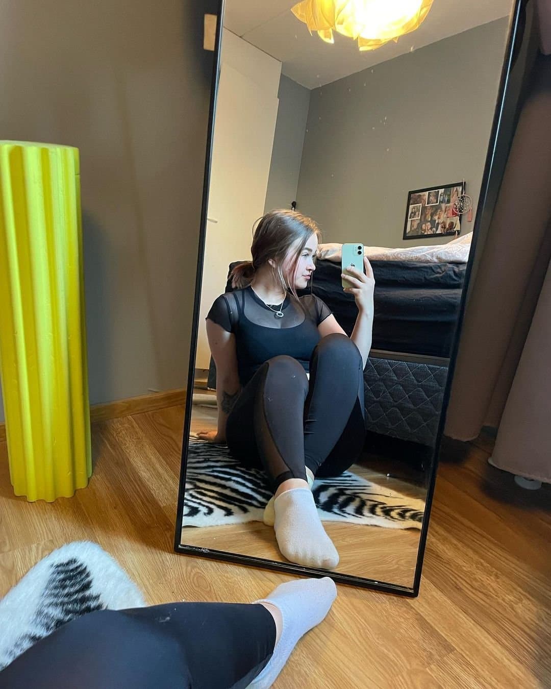 Cute Socks Slut Teen on Twitter: @SarahQueni