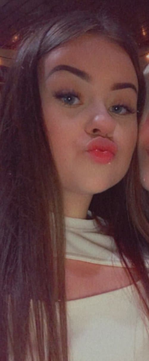 someone needs to dick down this stupid hungarian whore (if u do a cum or cock trib DM me)