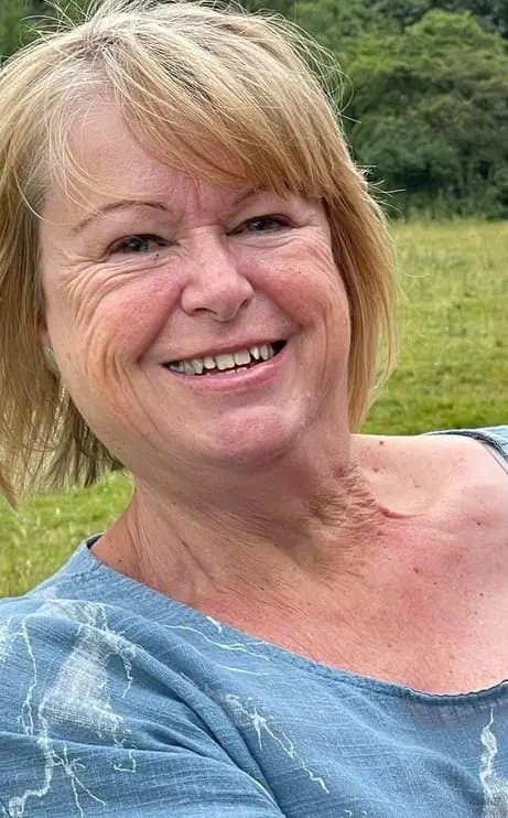 Anne Mole clothed photos (including 2 very rare candids) and one nude will share more soon