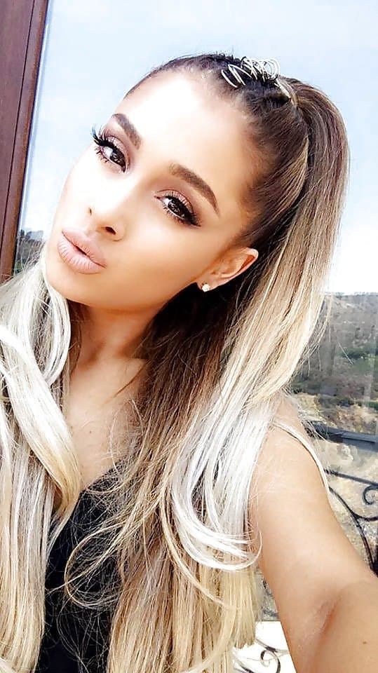 More Ariana Grande face/lips porn to goon to ?