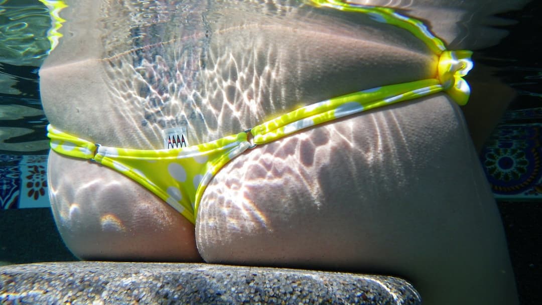 Cute brunette girlfriend has her vacation body ready