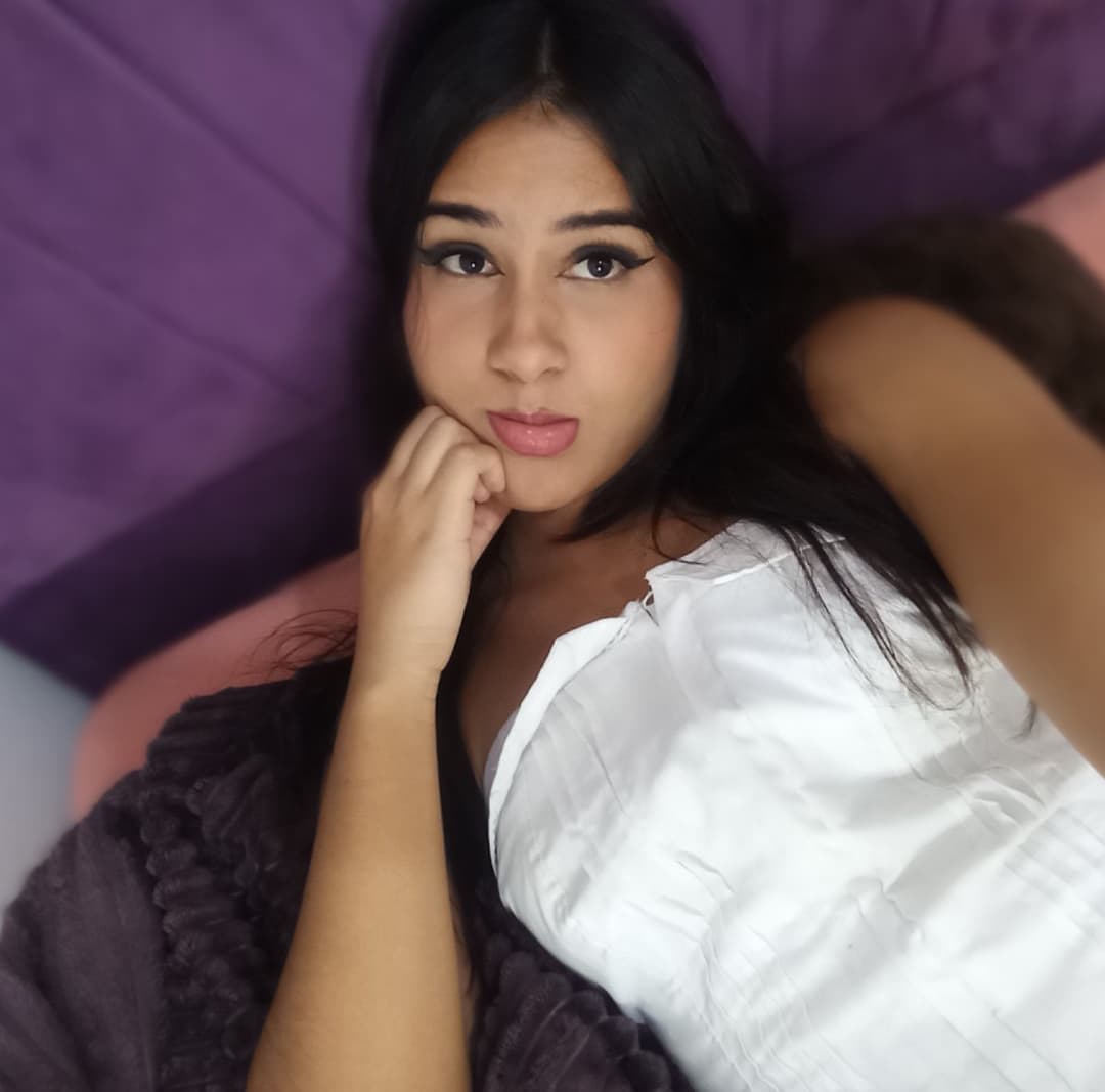 18 years old chile video call