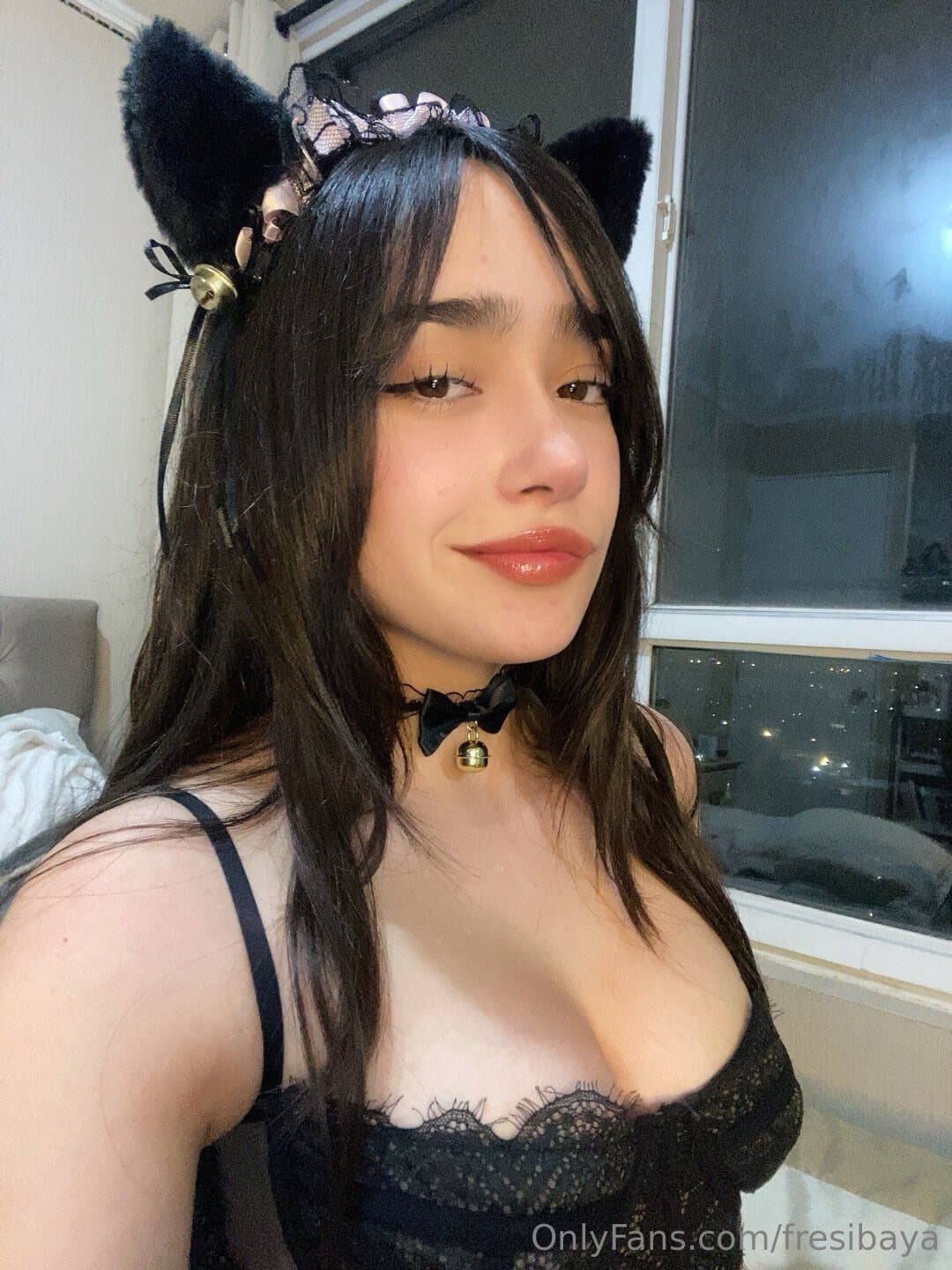 exotic latina teen pics