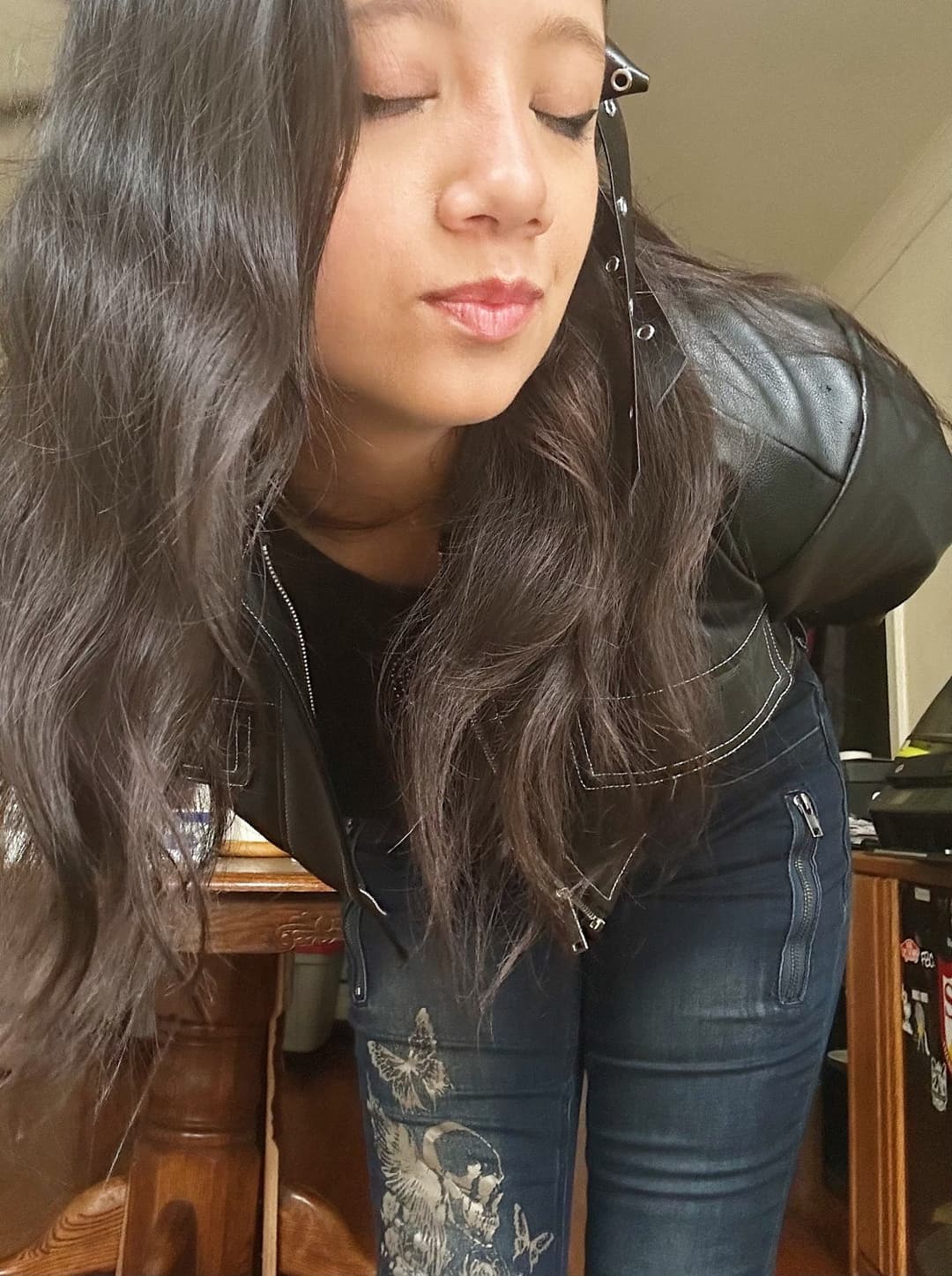 Who has more of Danielle or has met her? ? (18+)! (Chicago)