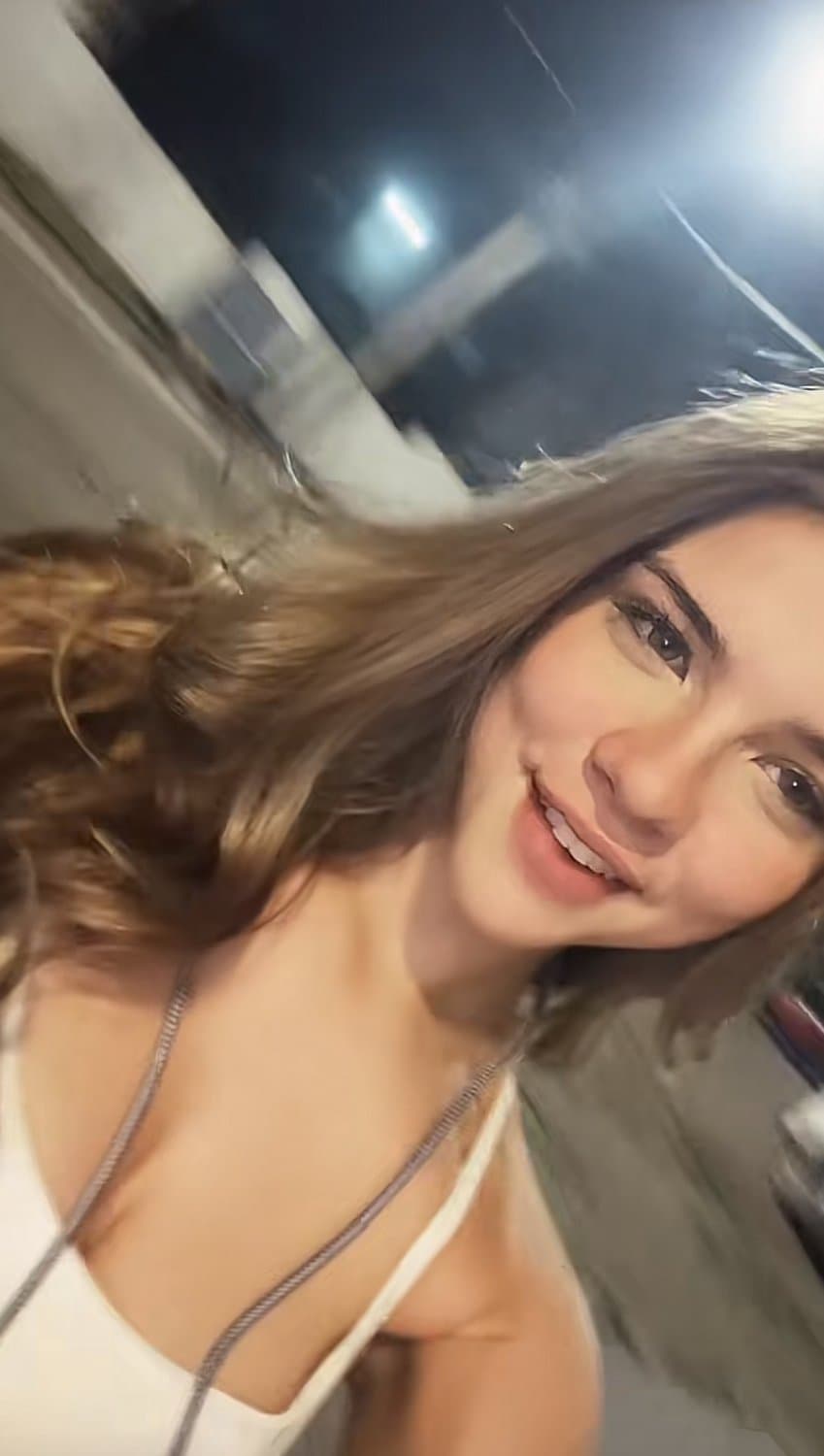 Ange novinha gostosa