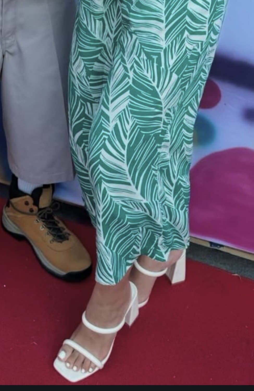 Kimmie Q97 from Fresno 559 ?goonfuel feet, soles, legs, nips, tribs. I love jerking to her ?