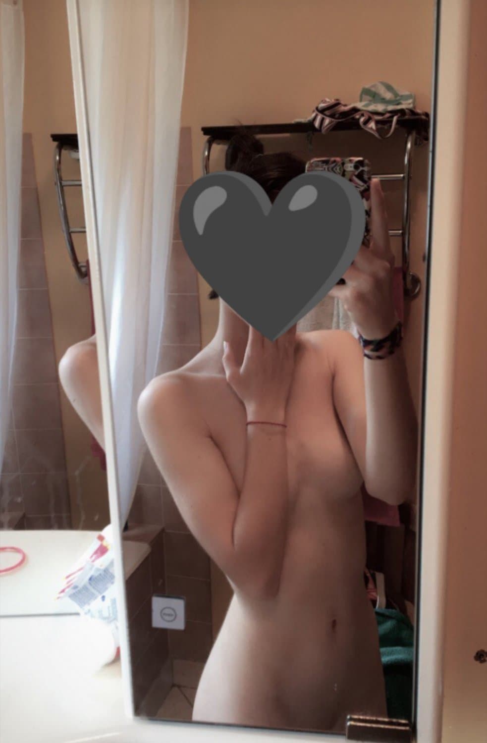 Hot teen faceless nudes