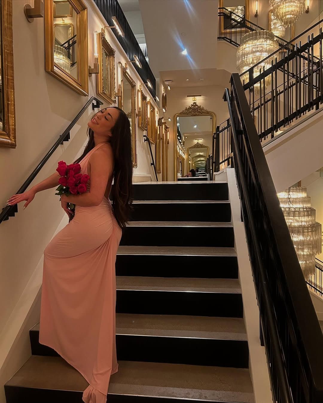 Sexy thicc latina teen Aries