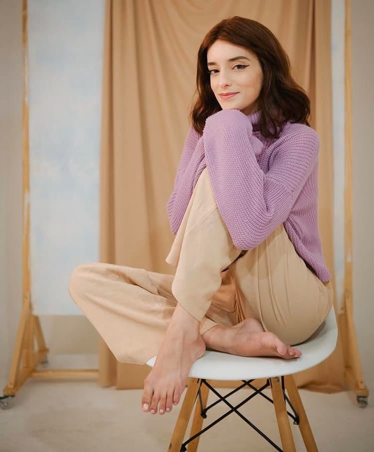 The ballerina (no nude)