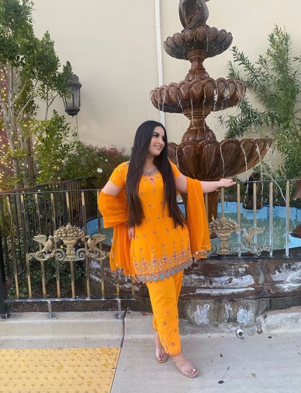 AFGHANI STREET DOG ZUHAL WITH STINKY ASS