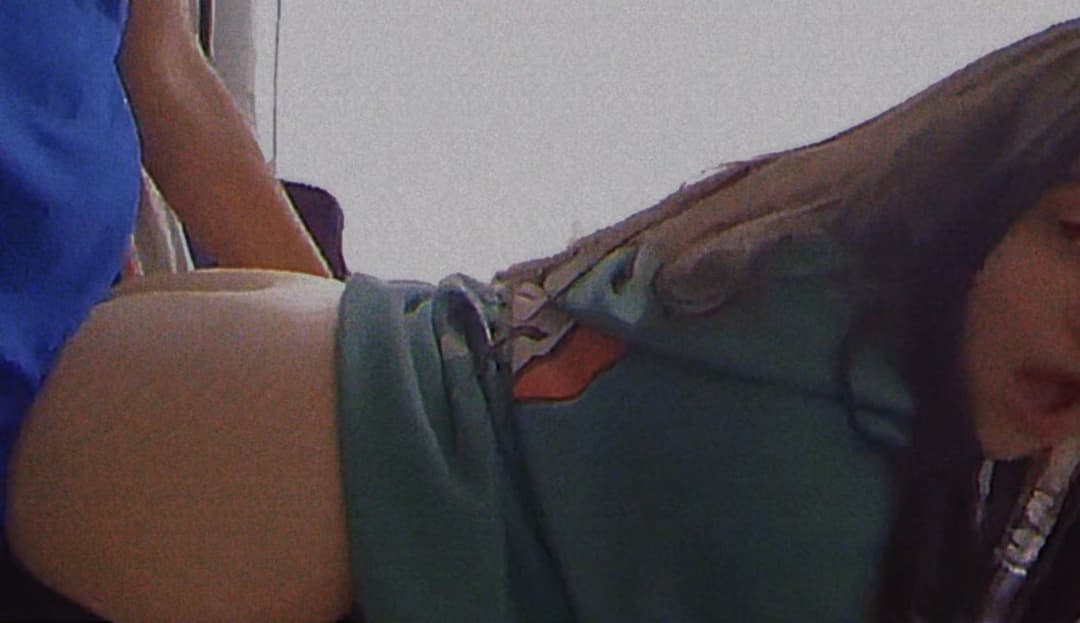 En 4 casa sola culiando rica y apretadita