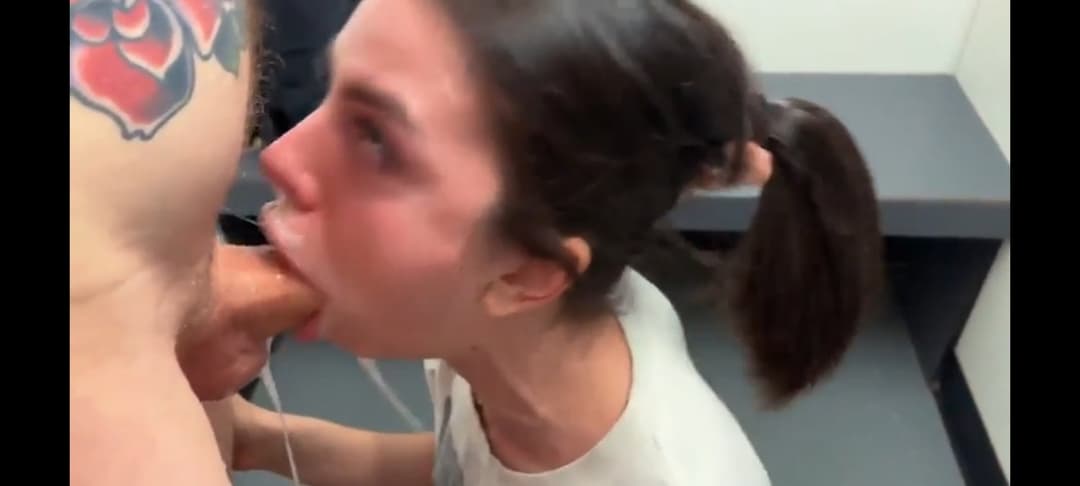 19 Y.O. depraved girl sucks dick sloppy deepthroat and walks down the street with cum on her face