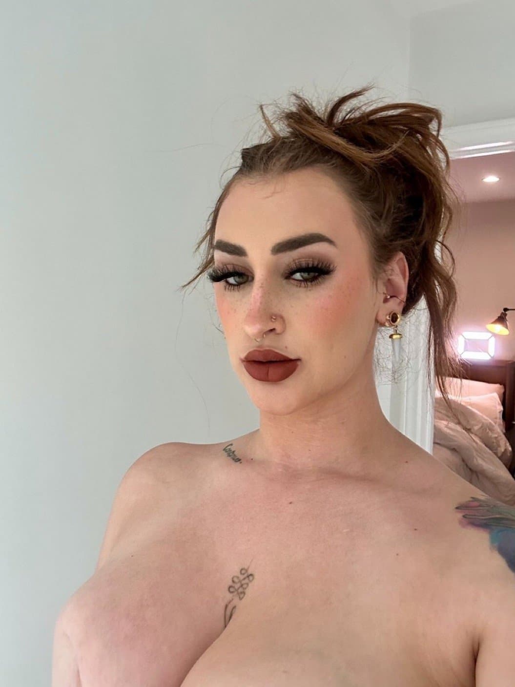 Sexiest PAWG Avalon Mira?????