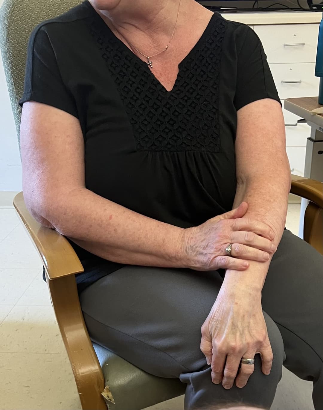 Aunt Vicky big tit mature