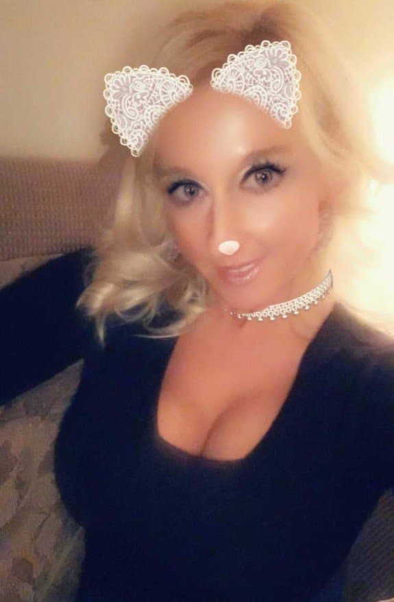 BLonde milf teacher sexts and fucks her teen student