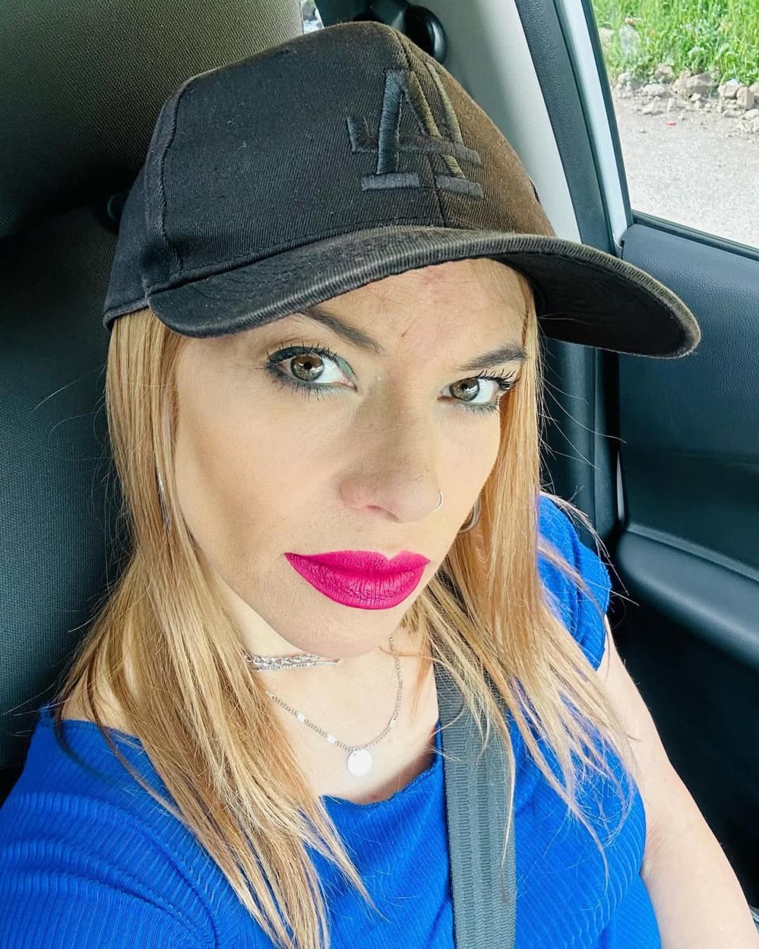 Haberme cogido a la mamá y unos años mas tarde a su hija fue excitante, las dos la chupan delicioso