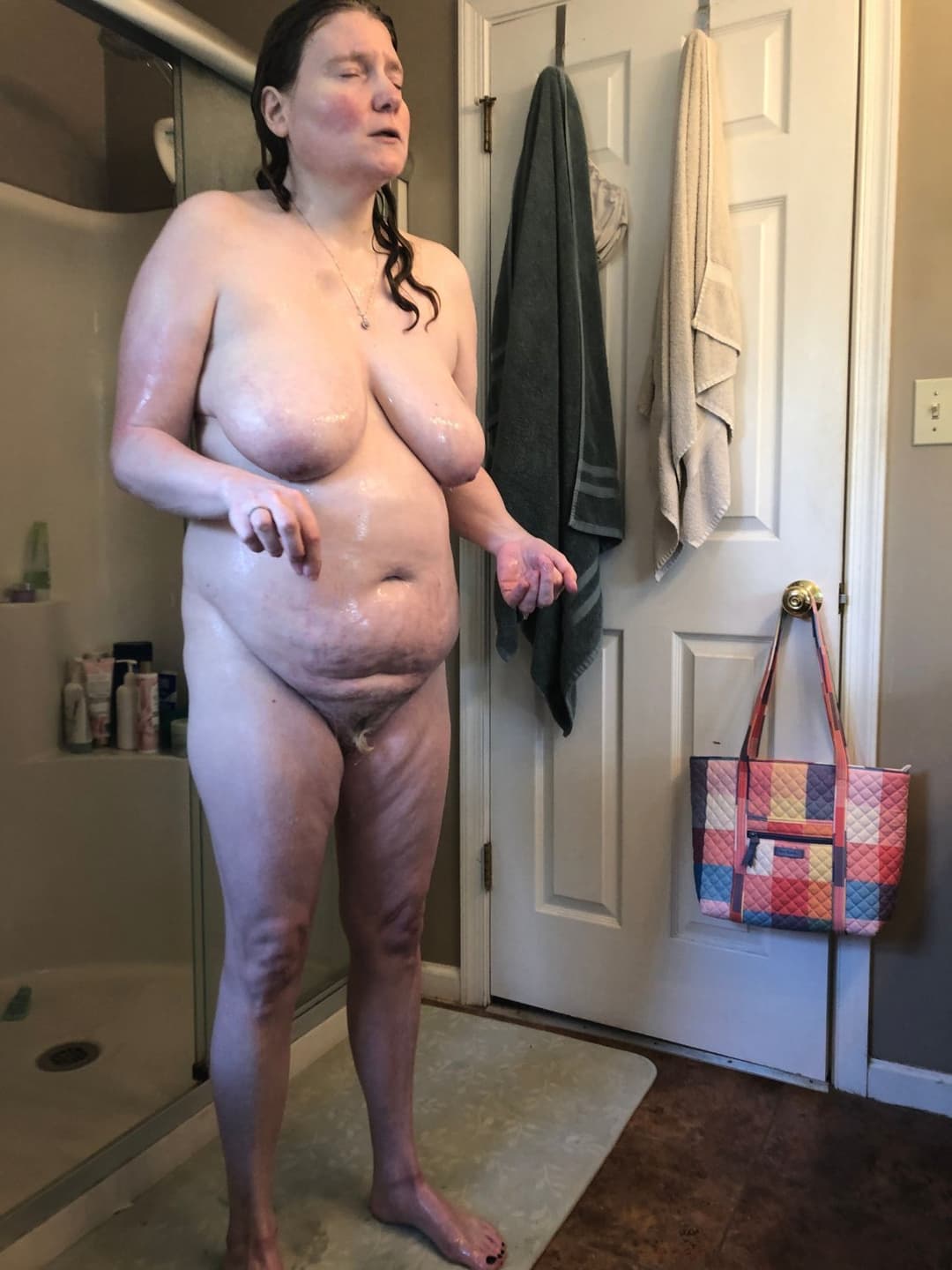Click to view full size Janna sexy Pa slut wife with giant tits