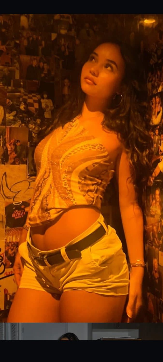 Click to view full size Againesramos, Danni, Sierra Doughty, molly little,, tighr