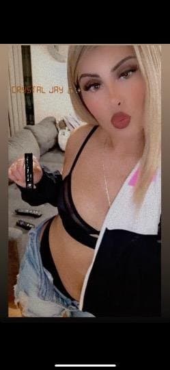 Click to view full size 25 year old Crystal escort in Orange County