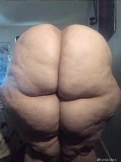 BIG OLE STANKIN BLACK ASSES ARE MY FAVORITE TYPES OF ASSES