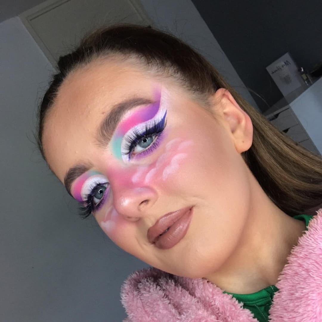 Heavy makeup slut Emma
