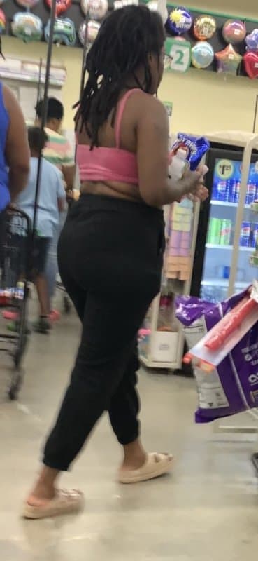 ChocolateQueen  ShayButta Soft Feet ?? & Fat Butt In Dollar Tree {Photos & Video Clip}