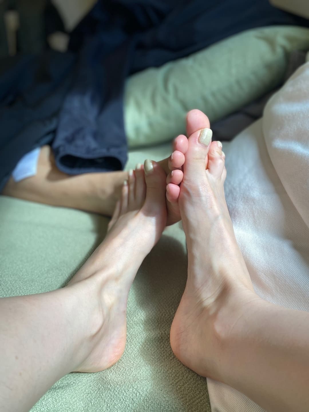 Asian feet / shoes & cum 2