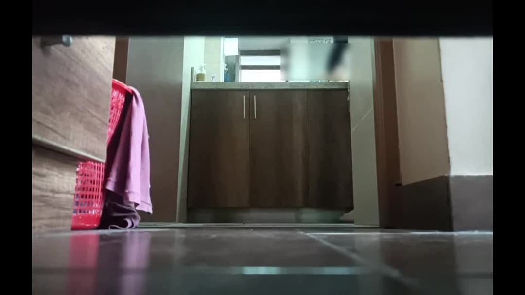 I hid the spy camera but my stepmother didnt undress