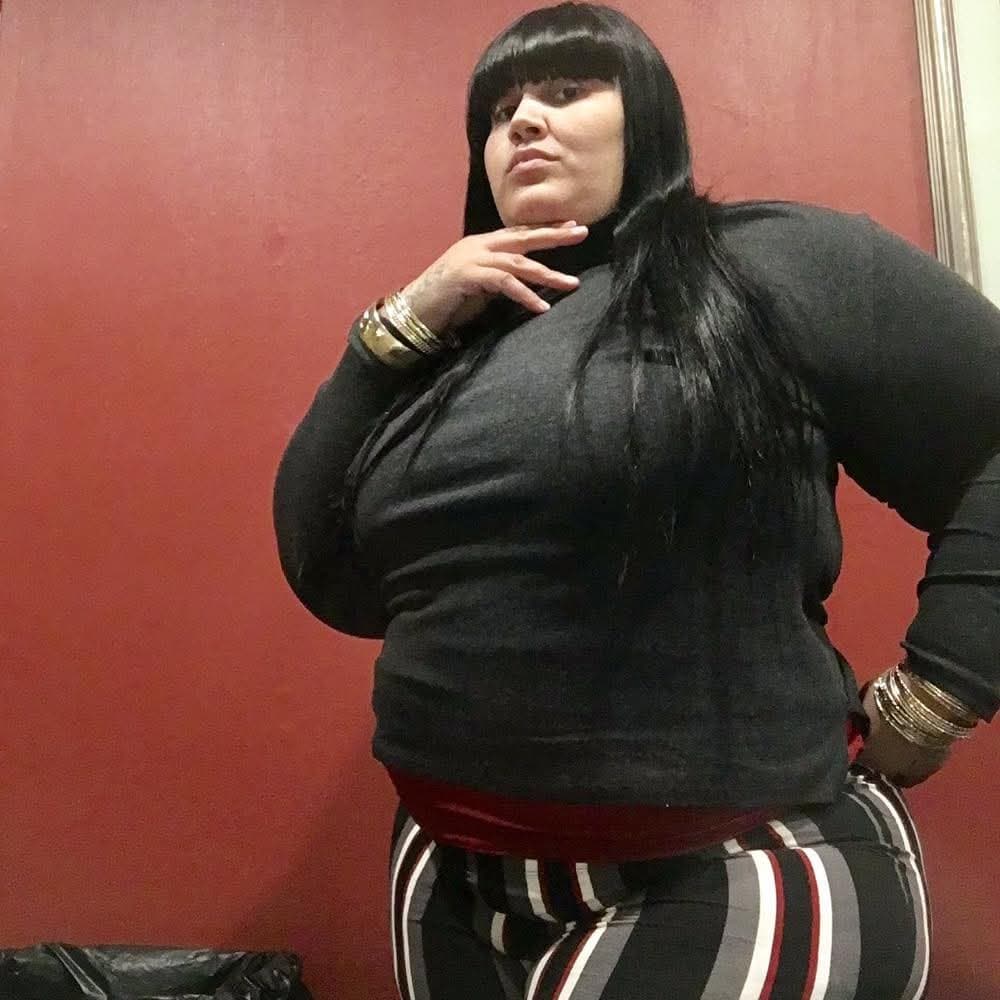 SSBBW THICK LATINA Huge Ass