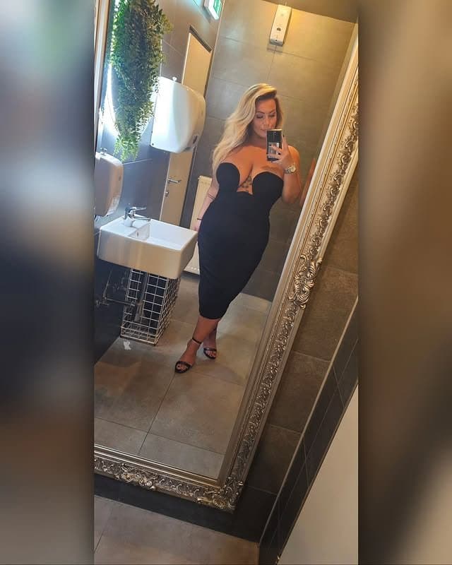 Click to view full size Blonde bosnian serb curvy slut with big boobs and fat ass loves Muslim cock