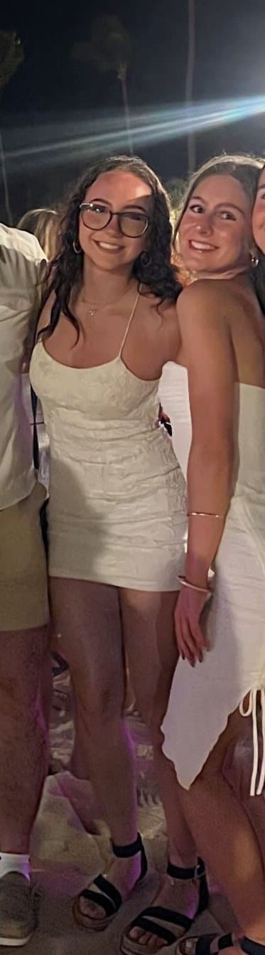 Webslut Ella is a naughty slut for cock