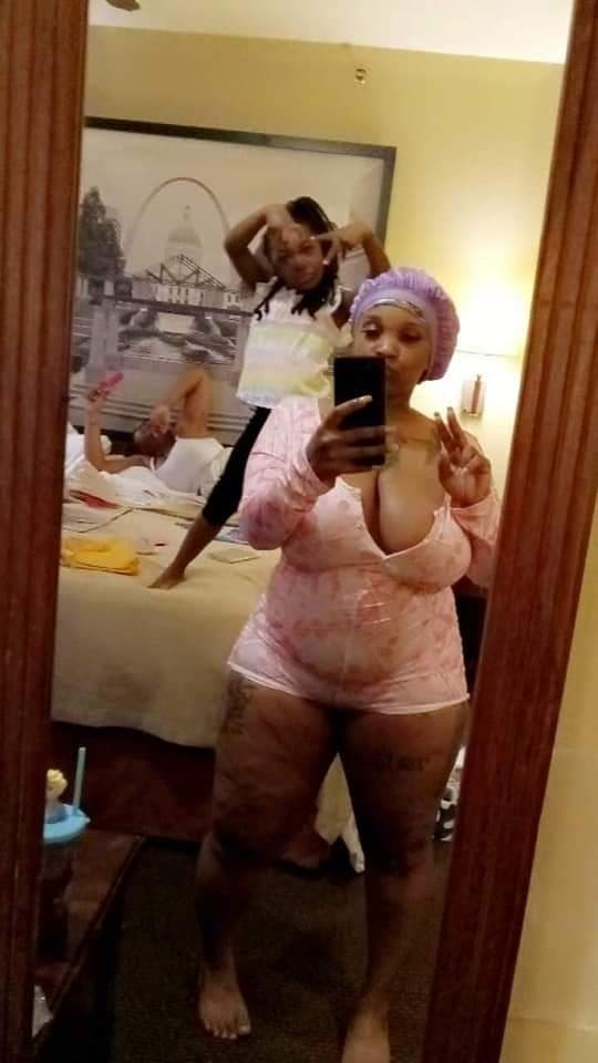 Freaky Bi Bbw Auntie (She need to start a only fans) I would not pull out 19