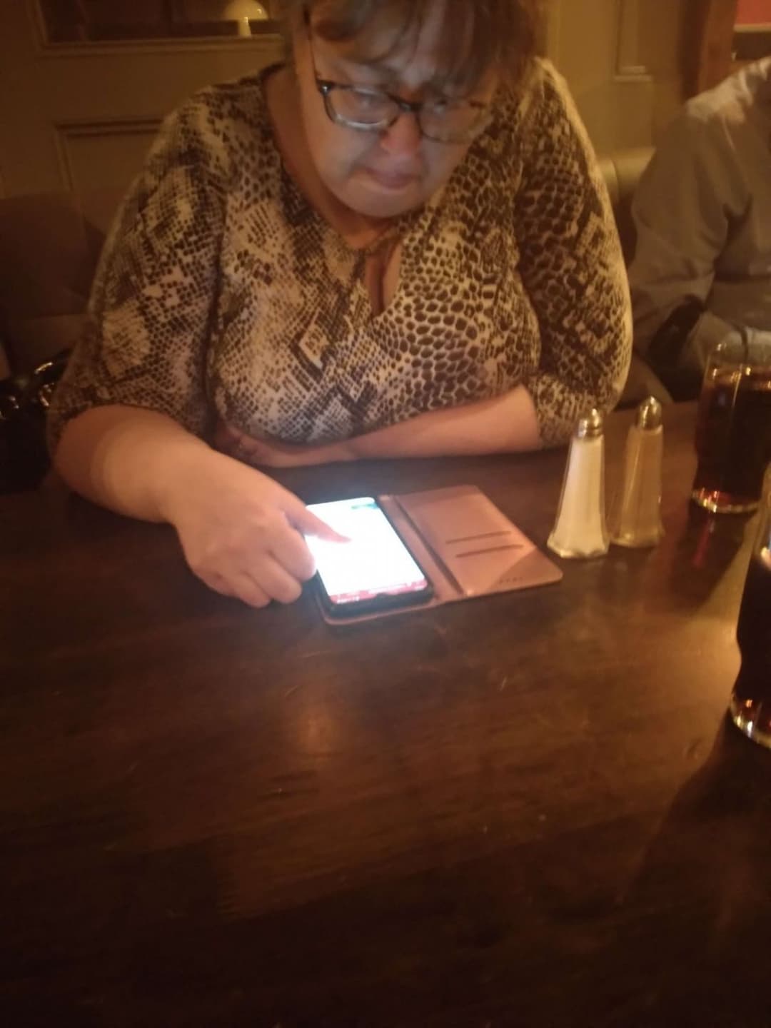Chubby busty mom candid