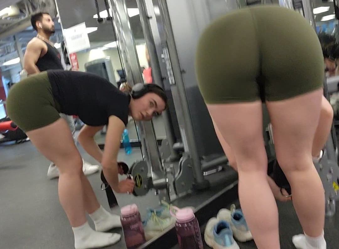 Big Booty White Girl Biker Shorts