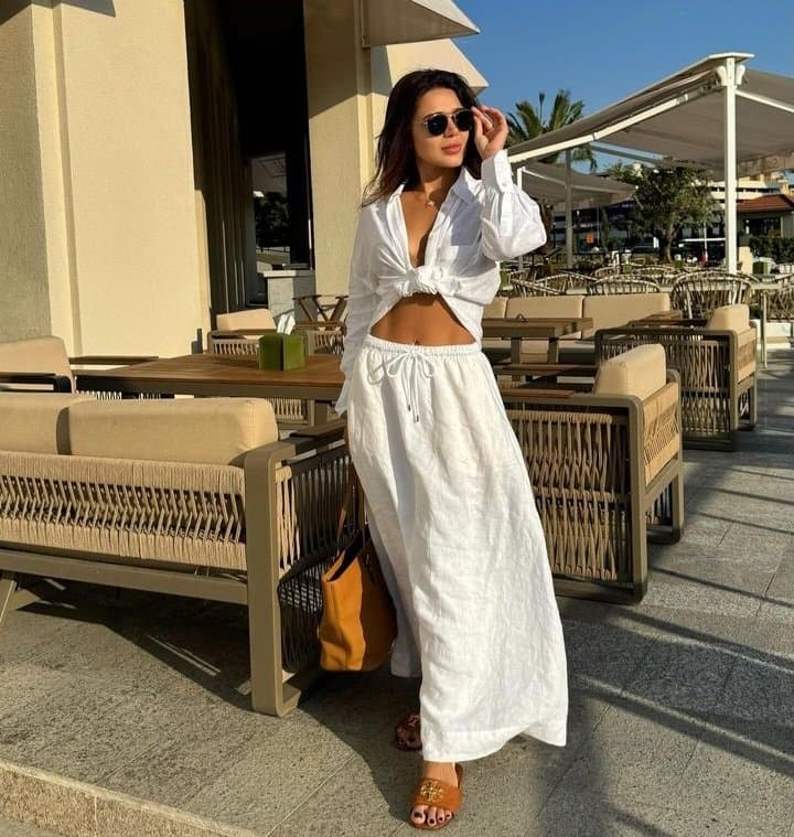 Sexy glamour feet pedicure woman