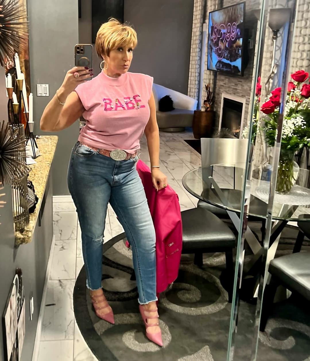 Thick Gilf flight attendant 2