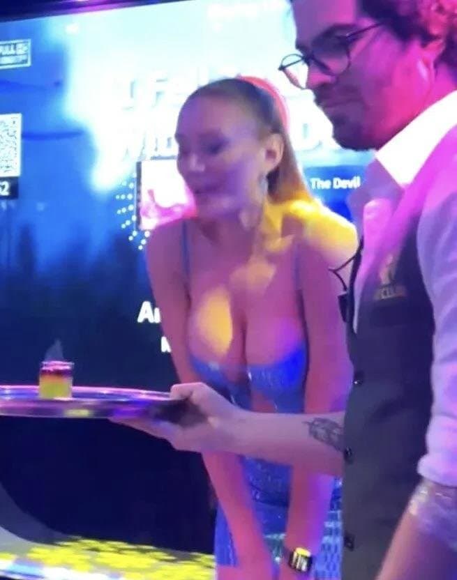 Elz the witch goon for her big tits such perfect chav goon fuel