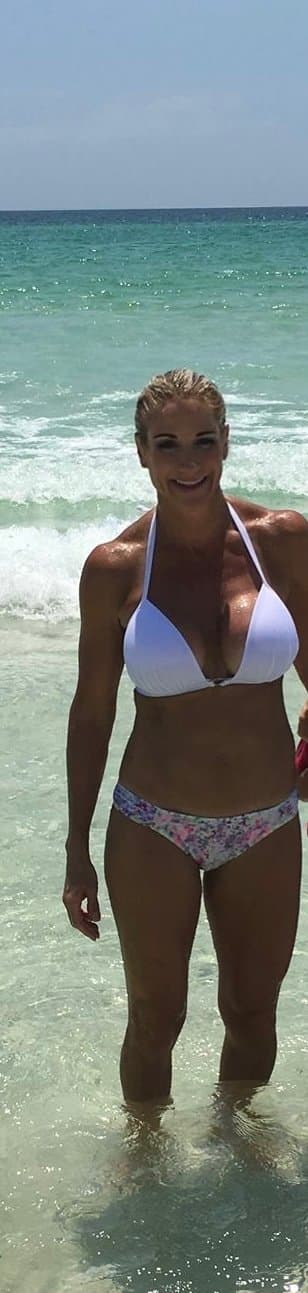 BIG TIT WIFE CATCHES sissy hubby dressing & sucking BBC and leaves him