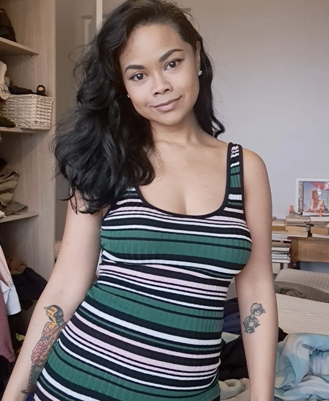 alexia femme salope indonésienne de Lyon se fait baiser par son amant