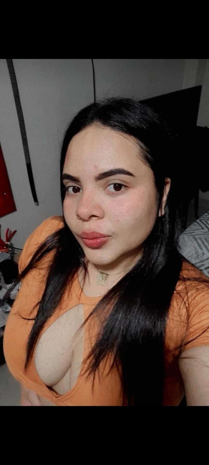 Click to view full size Bigtits latina