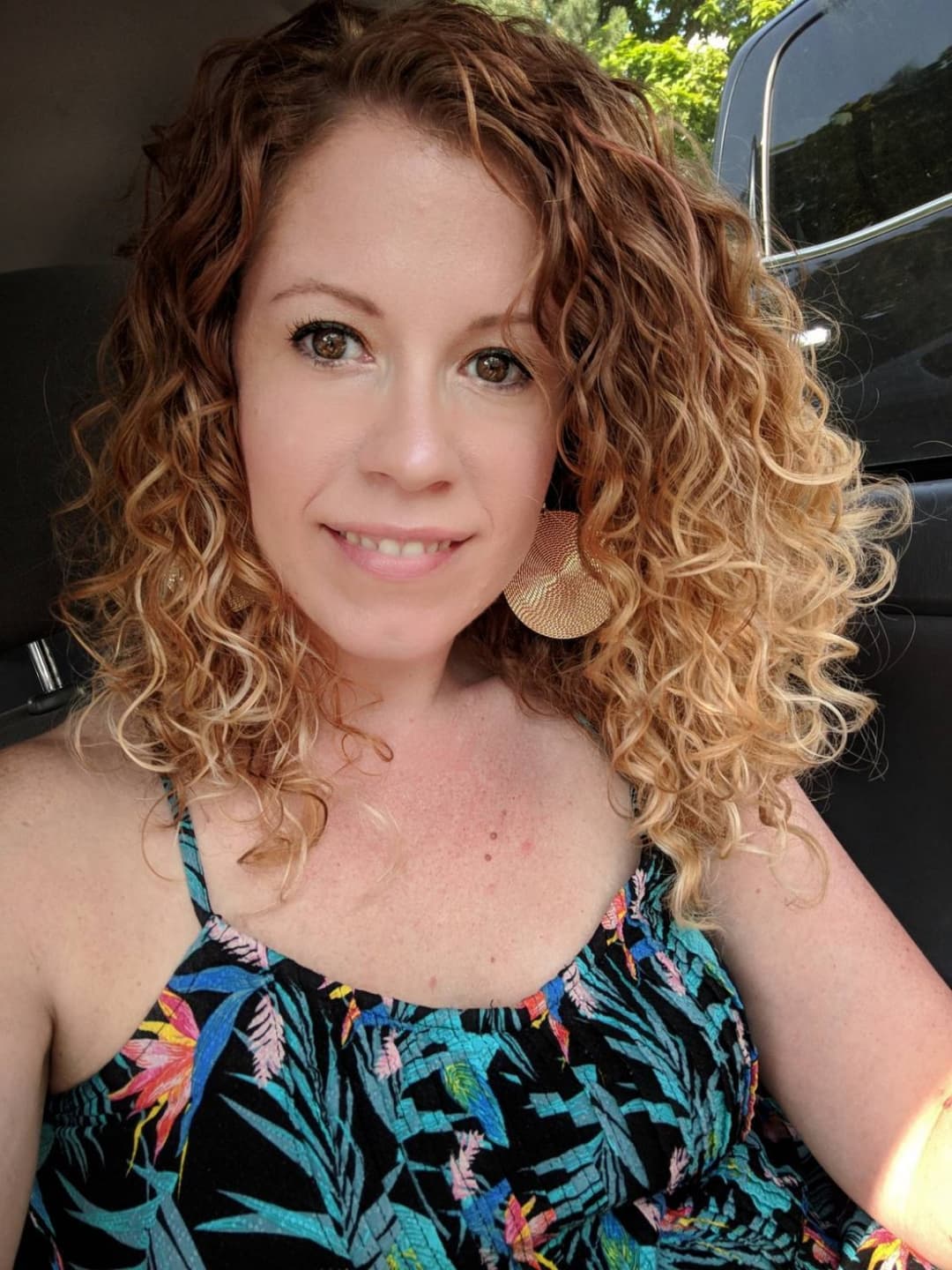 Legendary Redhead hotwife loves BBC Gangbangs