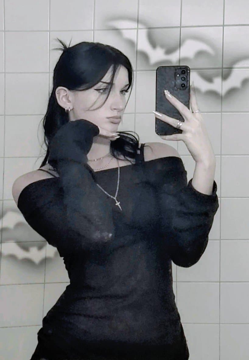 Creepy dark haired IRL goth girl Jana. You know this bitch got a slutty side