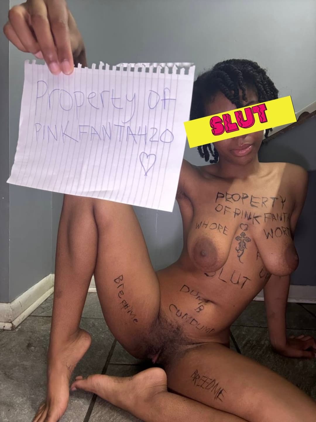 Slutty Ebony ready to drain your wallet ?? ?(link below)⬇️