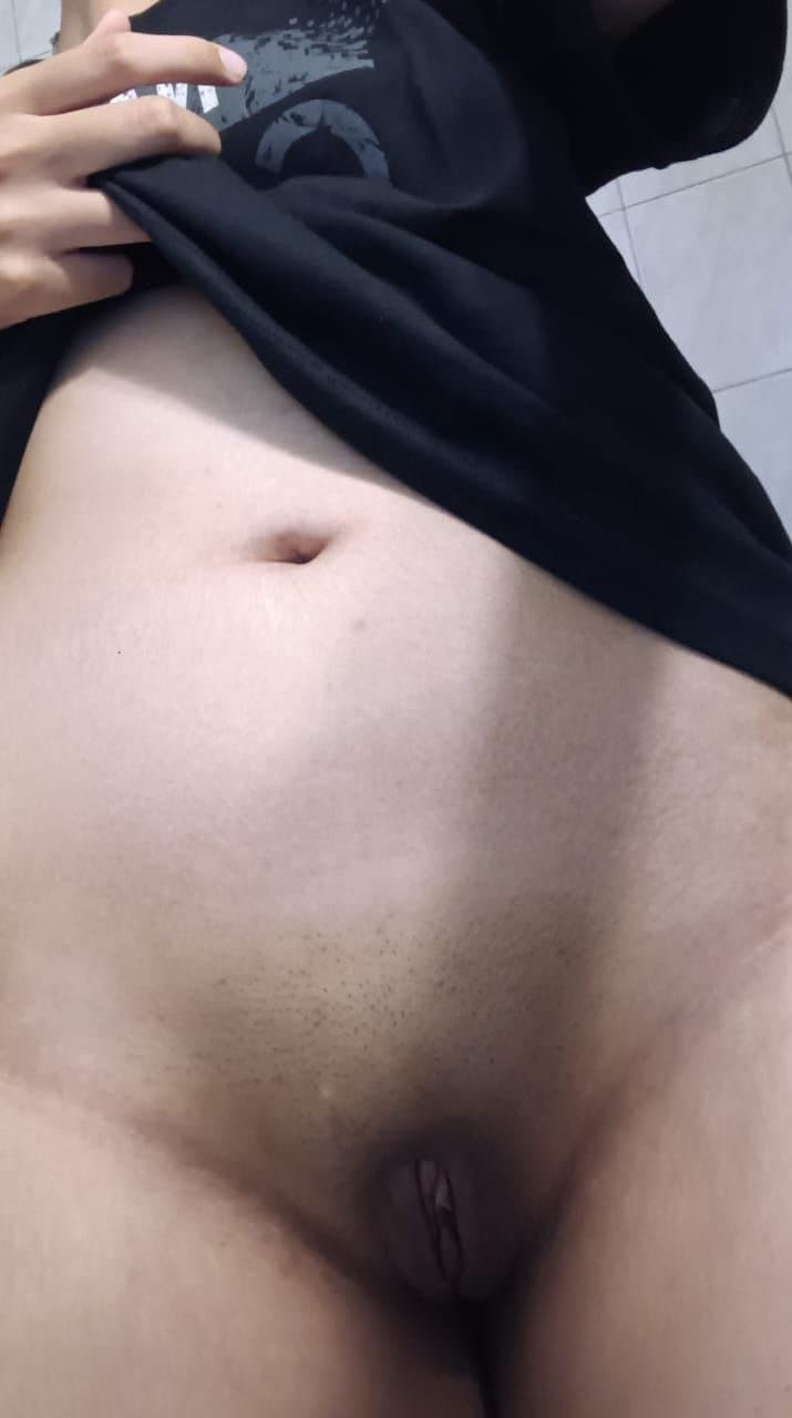 Cornudo con puta argentina , humillada por puta barata