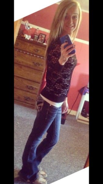 This hottie has nice tits