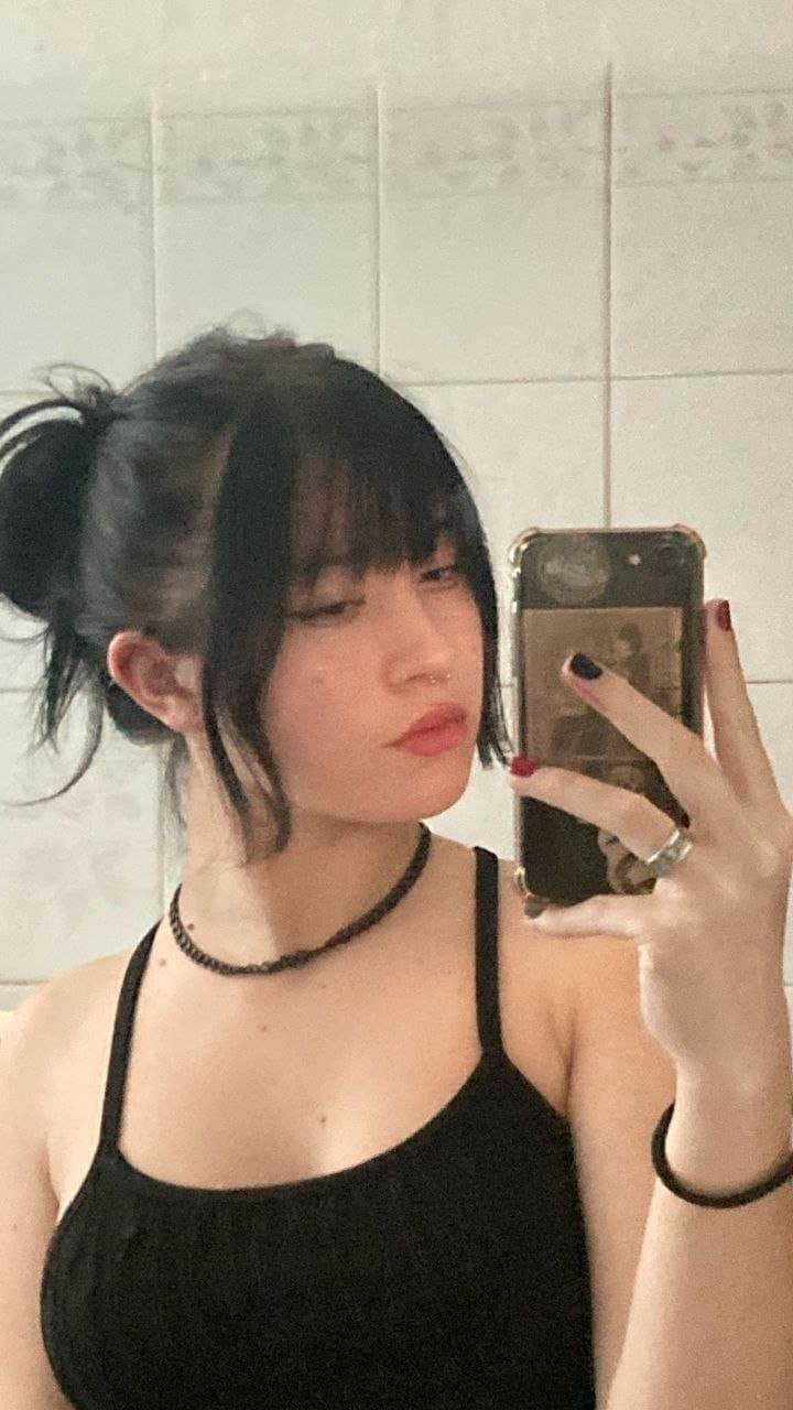 Cornudo con puta gótica culona