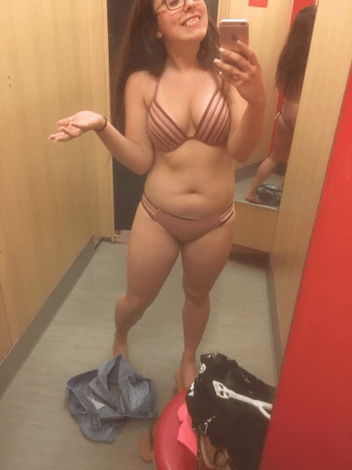 Webslut Ally needs cocks