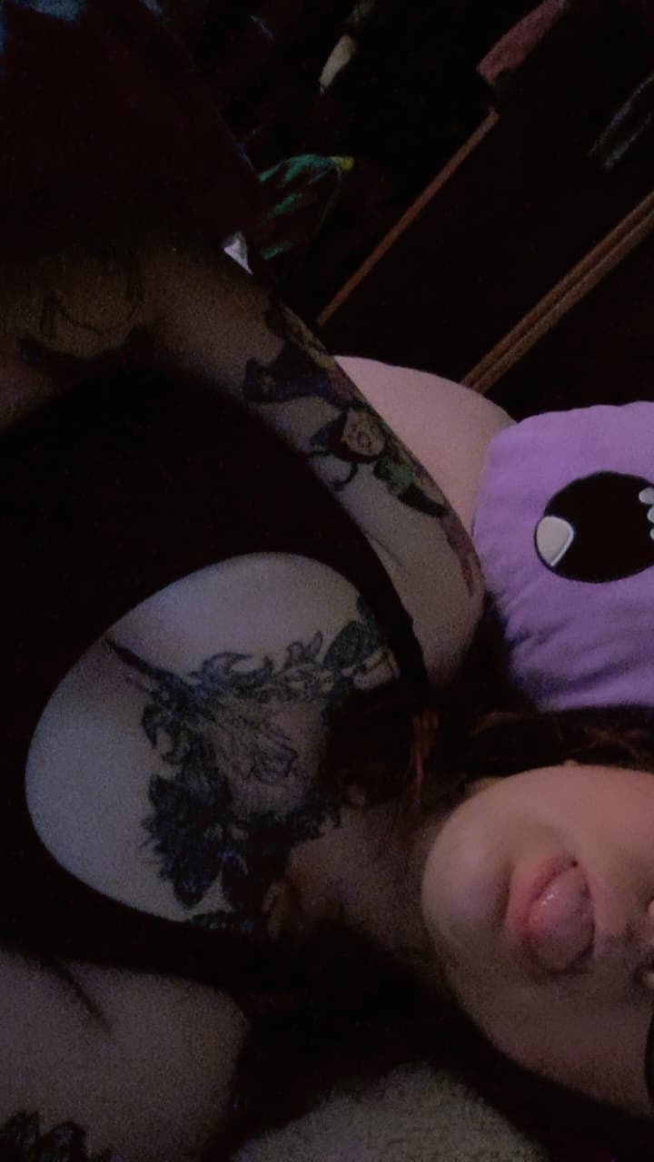 Click to view full size Puti esposa